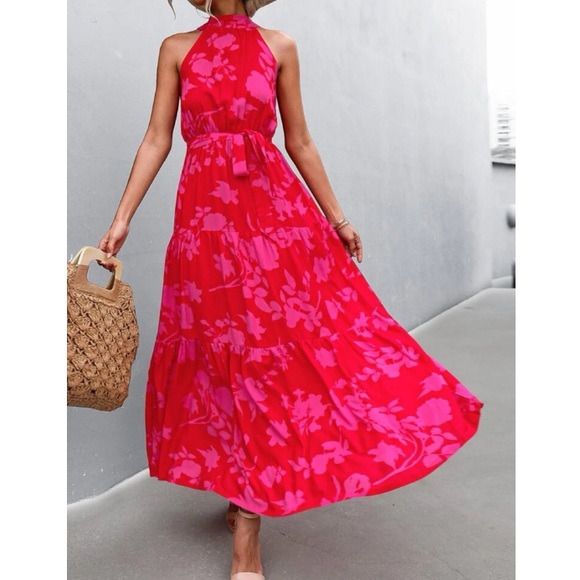 Dresses & Skirts - Boho pint floral print belted halter maxi dress